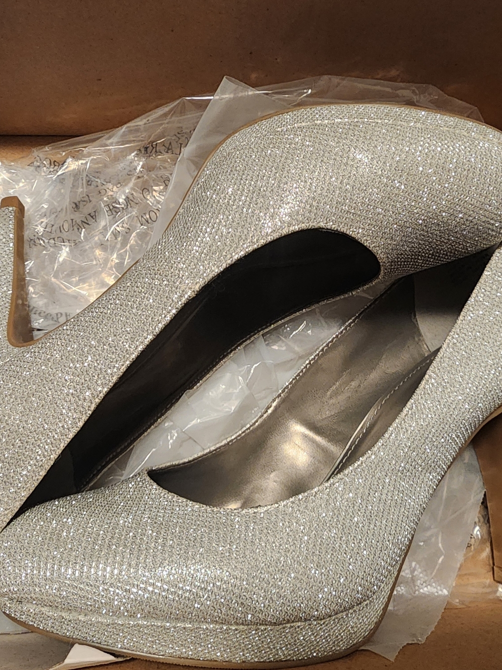 NEW Sparkling Silver High Heel Pumps Sz 10